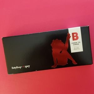 Betty Boop x Ipsy Cheek to Cheek Blush Palette